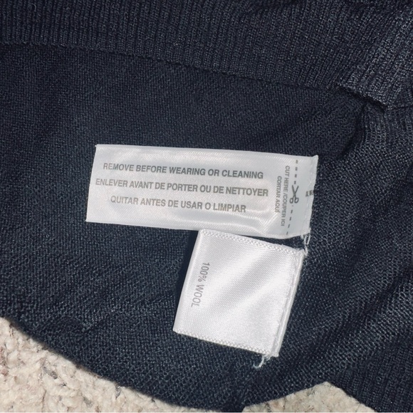 100% Wool Victor V-Neck Black Sweater XL Soft Lightweight Warm Victor - Picture 4 of 4